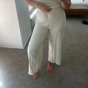 Flowy beige pants perfect for beach and hot summer days